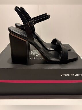 Vince Camuto Black Leather Square-Toe Block Heel Sandals